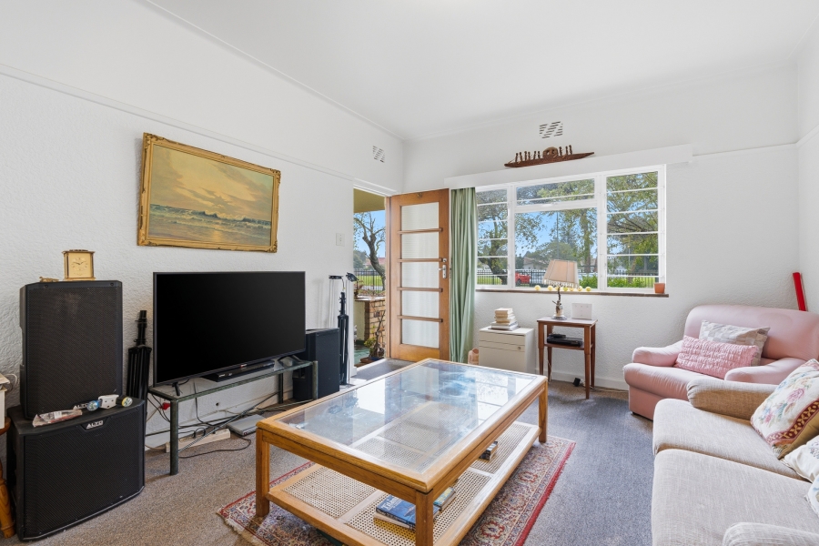 1 Bedroom Property for Sale in Pinelands Western Cape